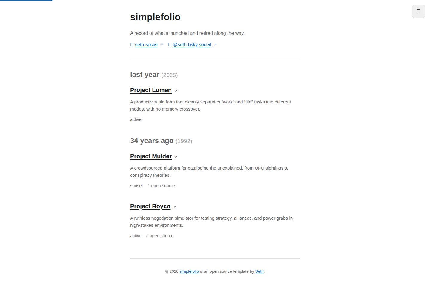 simplefolio · Desktop homepage